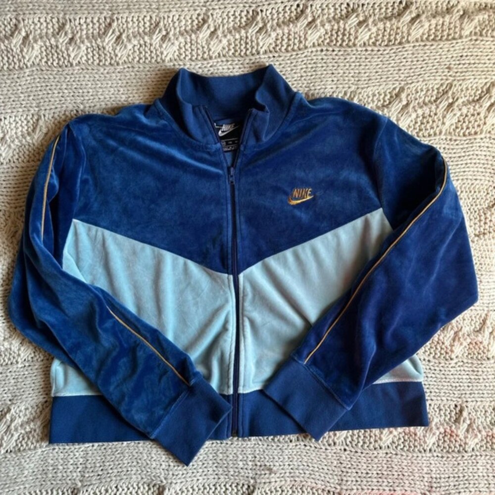 Nike Loose Fit Cropped Full Zip Front Colorblock Fleece Women's Jacket - Picture 4 of 4
